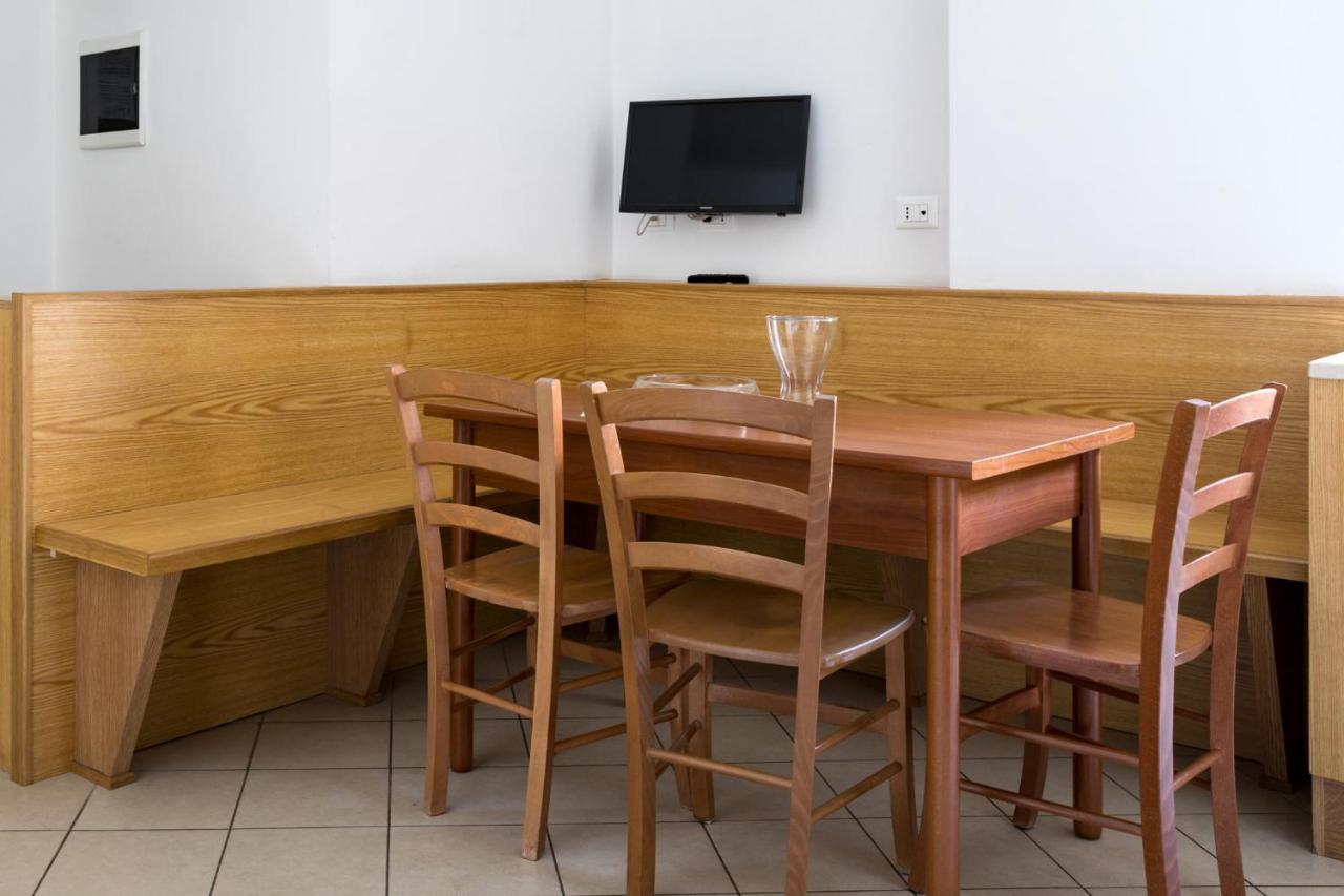 Aparthotel Residenza Conti Řím Exteriér fotografie