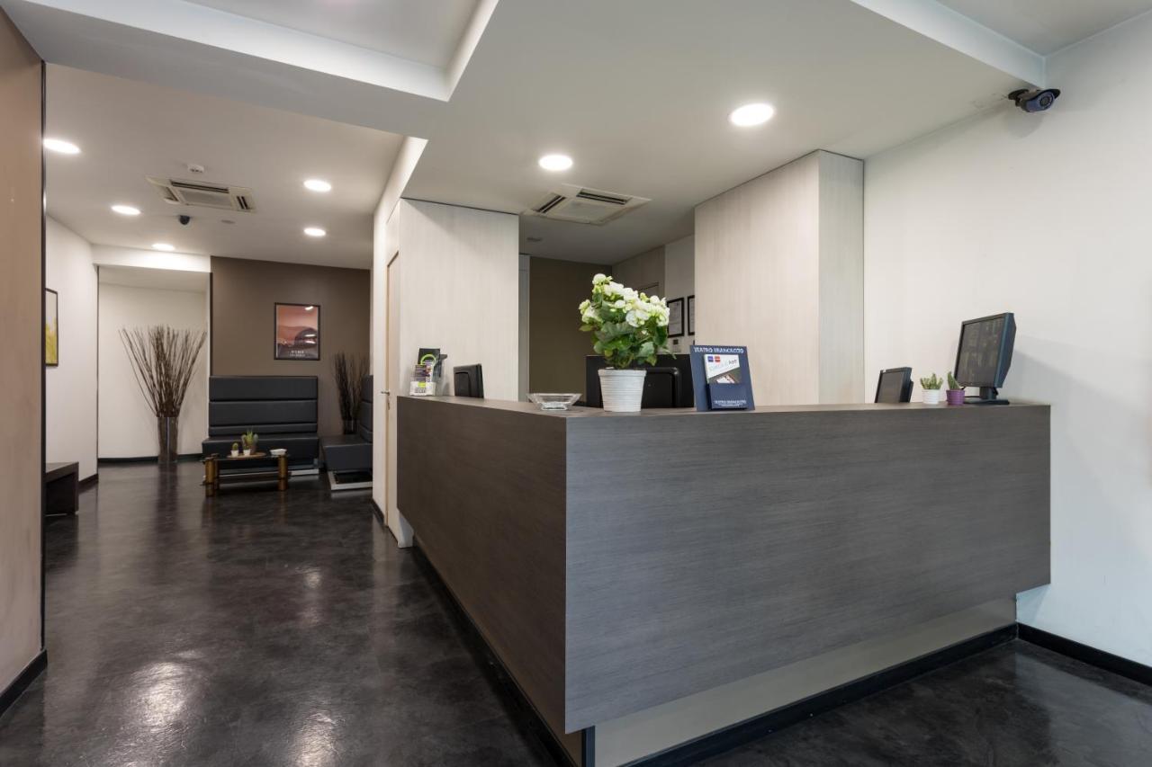 Aparthotel Residenza Conti Řím Exteriér fotografie